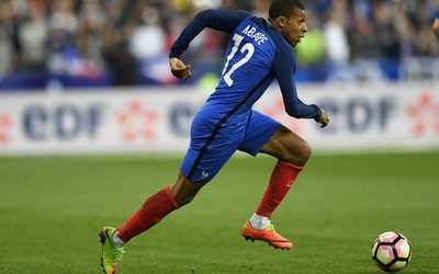 FN电竞讨论-罗伯逊赛后分析防守失误